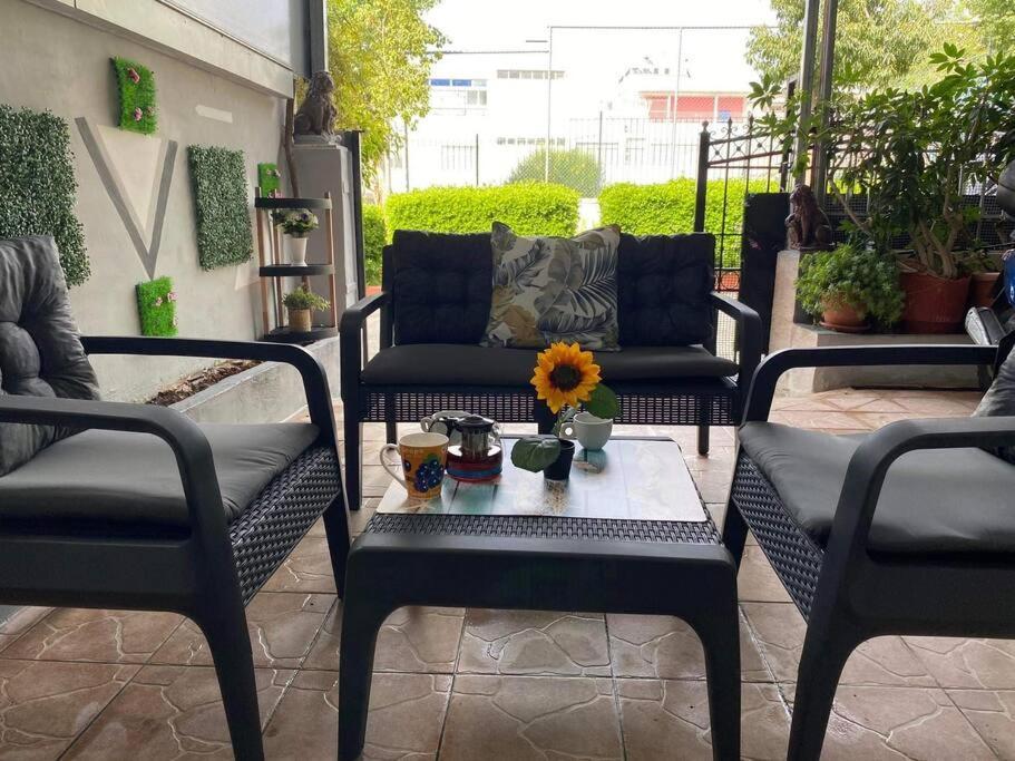 Athens Victoria'S Studio Bagian luar foto